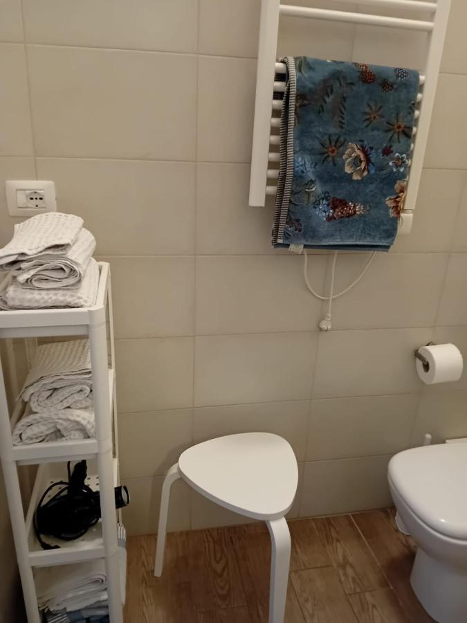 דירות רג'ו אמיליה Via Guido Panciroli Il Guscio מראה חיצוני תמונה